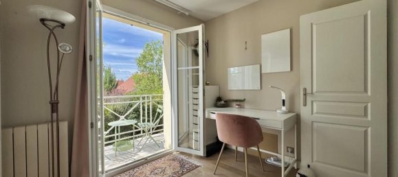 5 bedrooms House in Noisy-le-Roi, France No. 327098 12