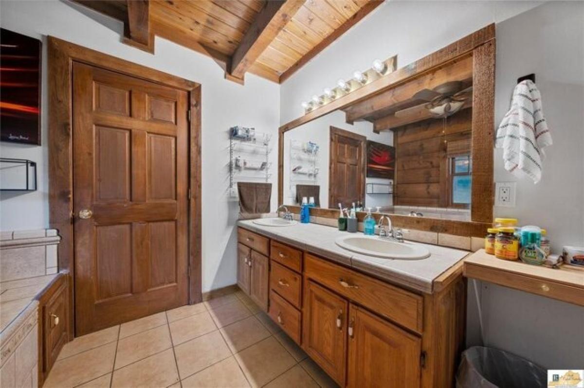 Casa de 4 dormitorios en Scottsville, USA No. 375374