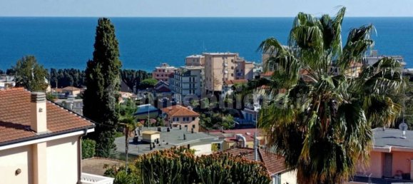 6 غرف نوم شقة في Sanremo, Italy رقم 398488 2