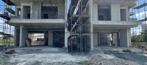 Вилла с 4 спальнями в Героскипу, Кипр № 1186 9