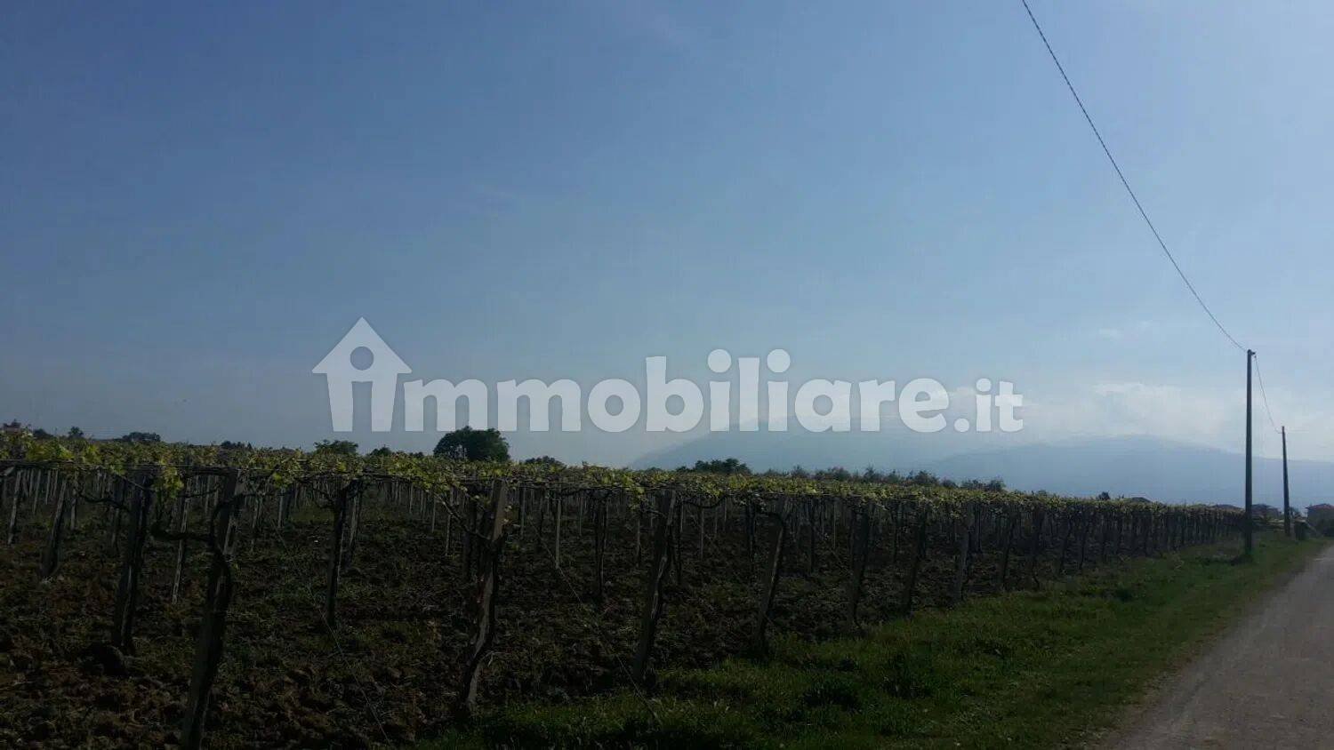Terreno en Arielli, Italy 17000 m² No. 11704