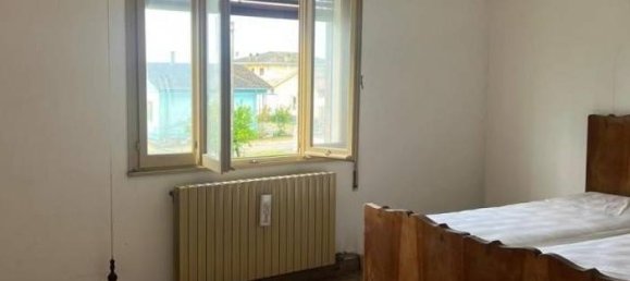 2 bedrooms Villa in Solesino, Italy No. 300991 3