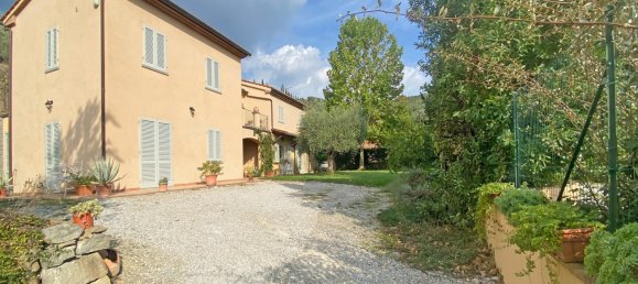 3 Schlafzimmer Haus in Castiglion Fiorentino, Italy, Nr. 154332 2