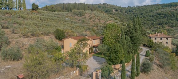 3 Schlafzimmer Haus in Castiglion Fiorentino, Italy, Nr. 154332 33