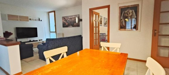 4 rooms Apartment in Empoli, Italy No. 117116 3