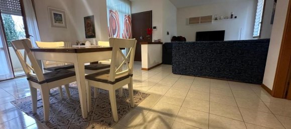 4 rooms Apartment in Empoli, Italy No. 117116 23