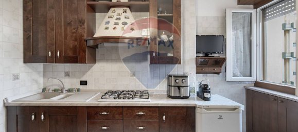 Apartamento de 2 divisões em Cinisello Balsamo, Italy N.º 61978 17