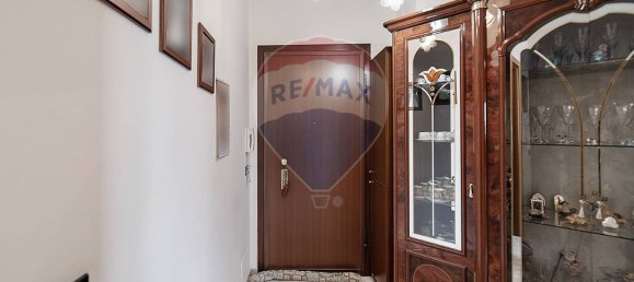 Apartamento de 2 divisões em Cinisello Balsamo, Italy N.º 61978 2