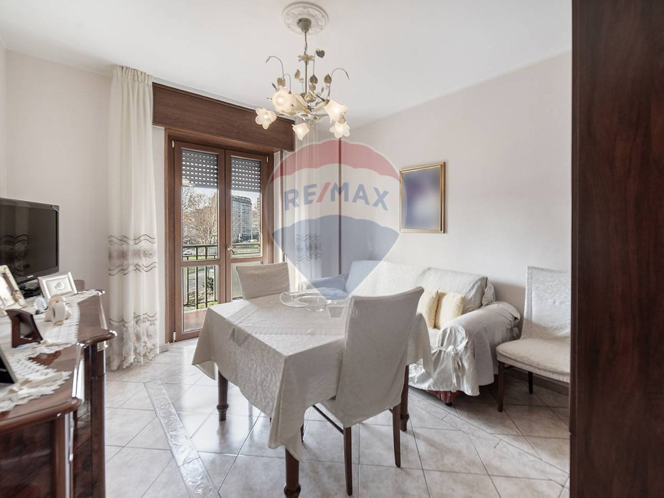 Apartamento de 2 divisões em Cinisello Balsamo, Italy N.º 61978