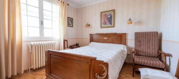 3 bedrooms House in Charente-Maritime, France No. 285339 5