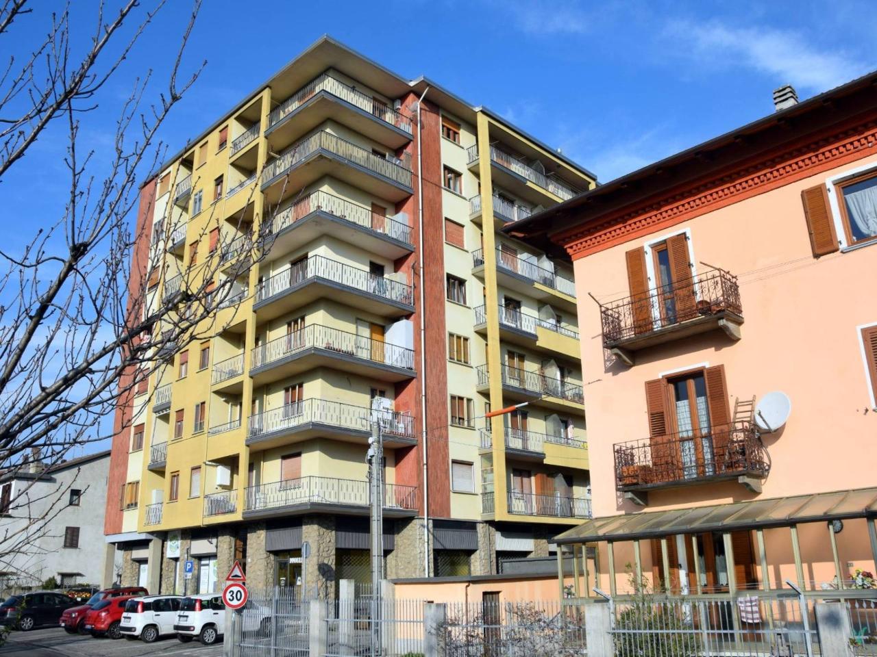 3 rooms Apartment in Bussoleno, Italy No. 163068
