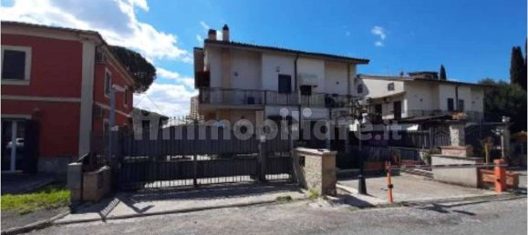 Квартира с 4 спальнями в Фара ин Сабина, Италия № 216217 12