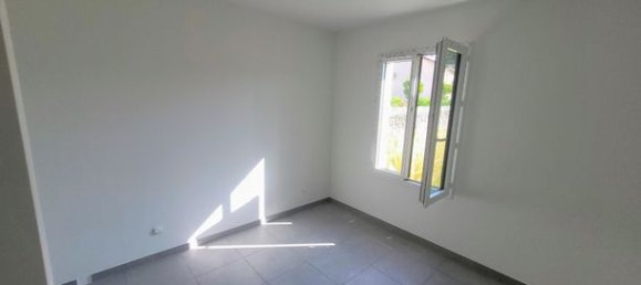 Villa de 3 dormitorios en Saint-Alban-Auriolles, France No. 308277 10