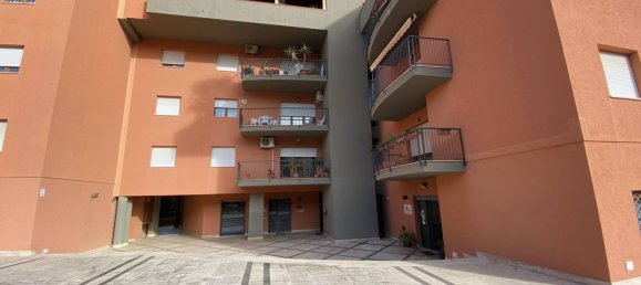 Коммерческая недвижимость 150м² в Алькамо, Италия № 264413 3