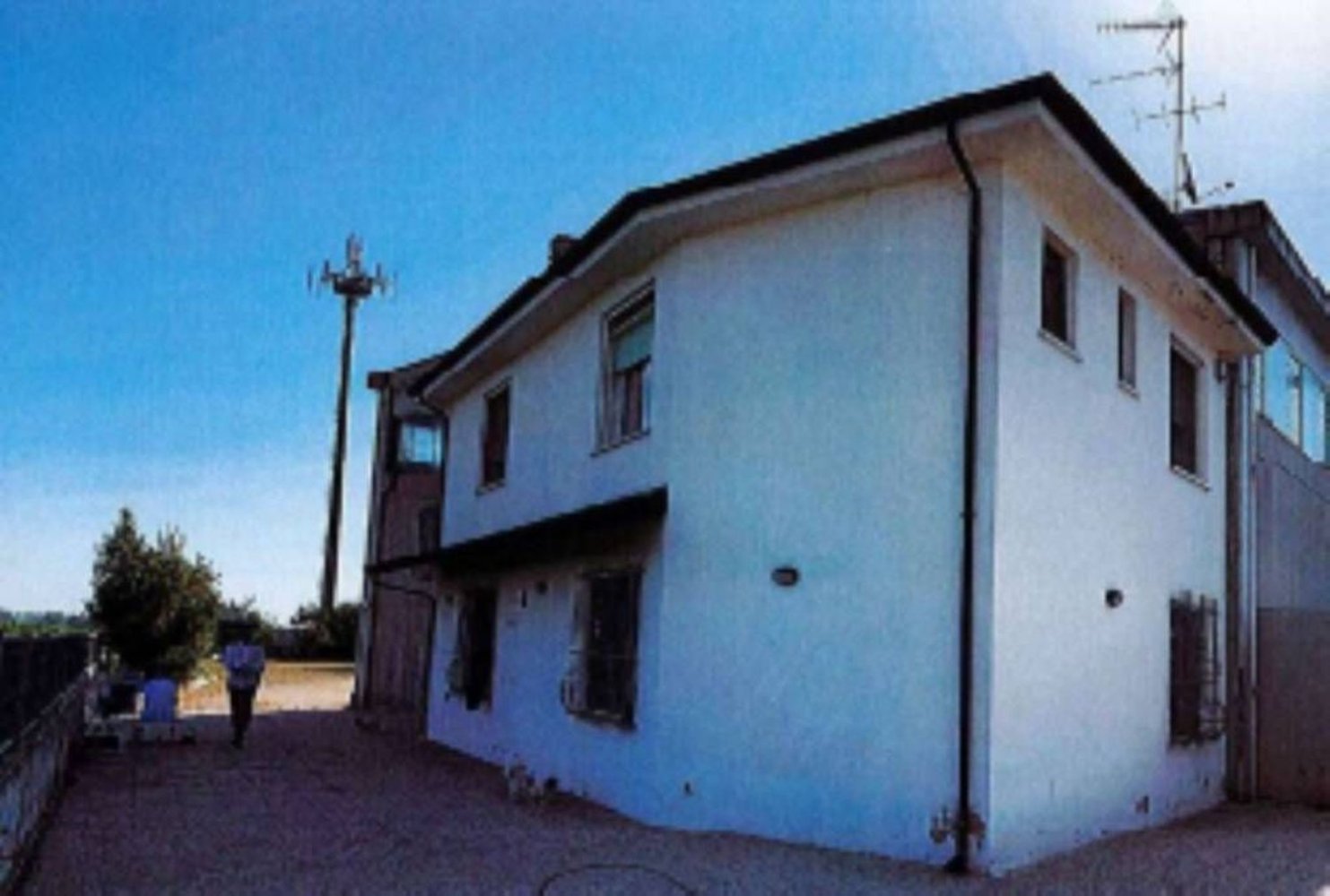 3 rooms Apartment in Vigarano Mainarda, Italy No. 306945