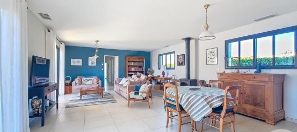 3 bedrooms House in Biganos, France No. 96587 8