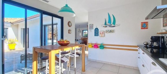 3 bedrooms House in Biganos, France No. 96587 9