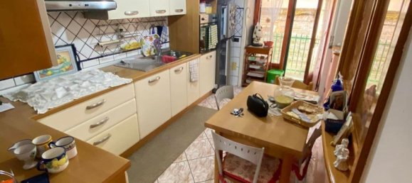 3غرفة شقة في Baronissi, Italy رقم 93094 2