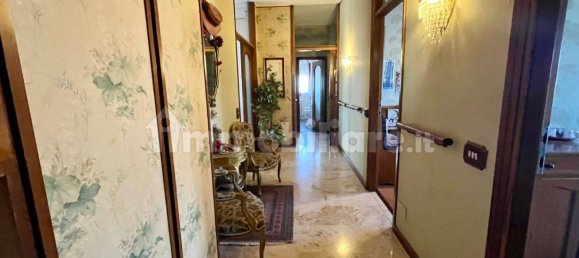 Ático de 3 dormitorios en Cinisello Balsamo, Italy No. 270088 8