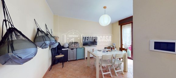 1 bedroom Apartment in Turin, Italy No. 372848 2