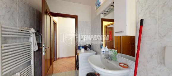1 bedroom Apartment in Turin, Italy No. 372848 20