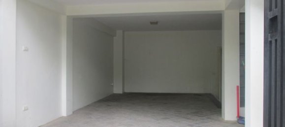 Villa de 4 dormitorios en Tay Ho, Vietnam No. 6394 5