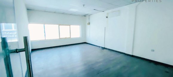 529.5m² Warehouse in Al Quoz, UAE No. 24862 11