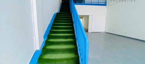 529.5m² Warehouse in Al Quoz, UAE No. 24862 2