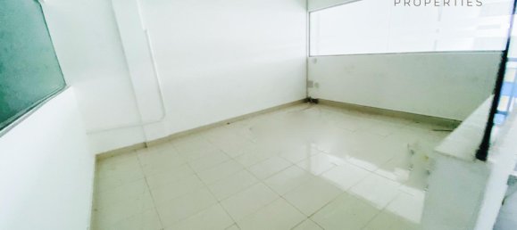 529.5m² Warehouse in Al Quoz, UAE No. 24862 8