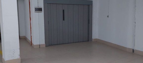 Garage in Leon, Spain 352m², Nr. 80067 7