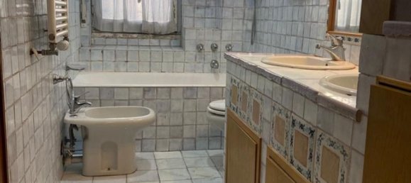 4 rooms Apartment in Rome, Italy No. 270273 26