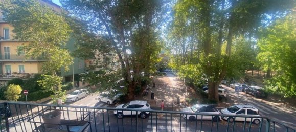 4 rooms Apartment in Rome, Italy No. 270273 28