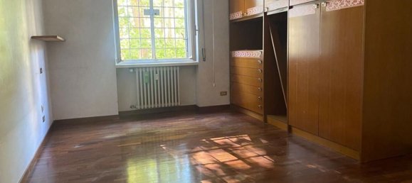 4 rooms Apartment in Rome, Italy No. 270273 16