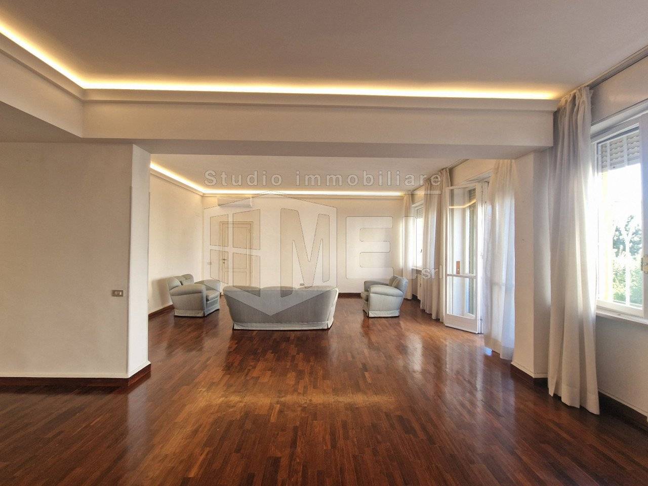 2 bedrooms Apartment in Livorno, Italy No. 66155