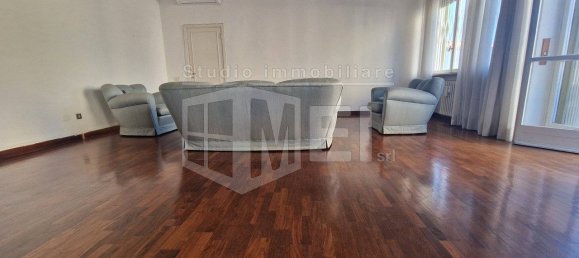 2 bedrooms Apartment in Livorno, Italy No. 66155 6