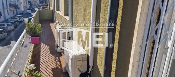 2 bedrooms Apartment in Livorno, Italy No. 66155 5