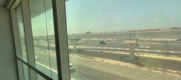 7427.10m² Office in Al Quoz, UAE No. 1668 18