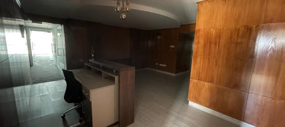 7427.10m² Office in Al Quoz, UAE No. 1668 6