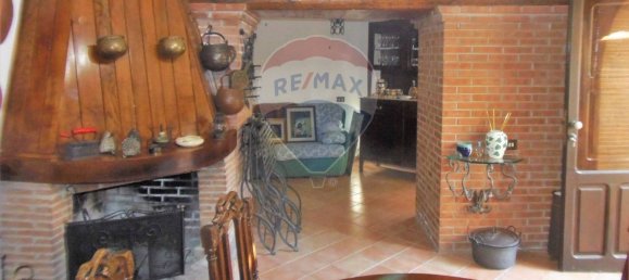 4 rooms Apartment in Caserta, Italy No. 220575 31