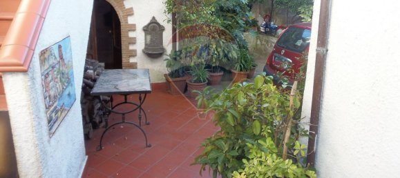 4 rooms Apartment in Caserta, Italy No. 220575 5