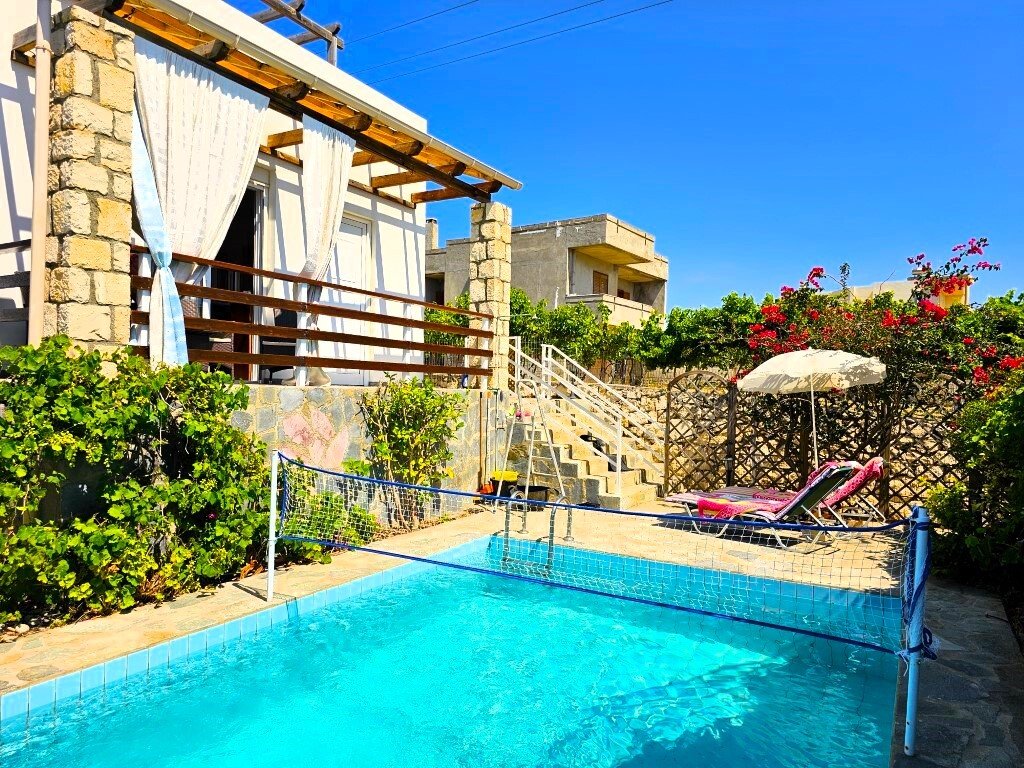 2 bedrooms Commercial property in Rethymno, Greece No. 4917