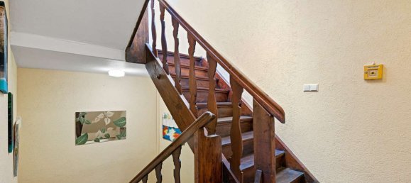 19 rooms Building in Konstanz, Germany No. 268013 3