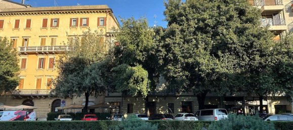 5 Schlafzimmer Wohnung in Verona, Italy, Nr. 358649 38