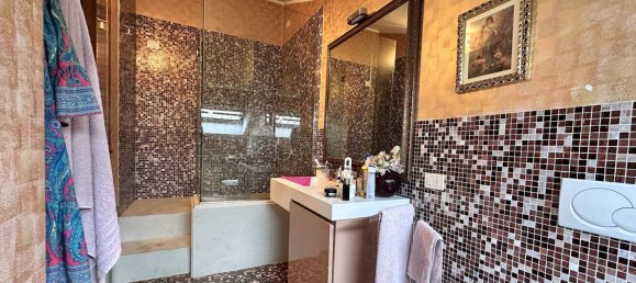 5 Schlafzimmer Wohnung in Verona, Italy, Nr. 358649 28