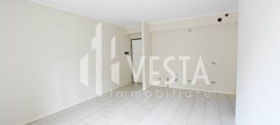 1 bedroom Apartment in Merate, Italy No. 270782 5