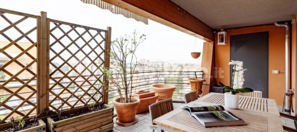 Пентхаус с 4 спальнями в Саронно, Италия № 356295 4