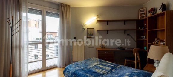 Пентхаус с 4 спальнями в Саронно, Италия № 356295 12