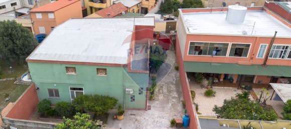 7-Zimmer Haus in Monserrato, Italy, Nr. 52833 5