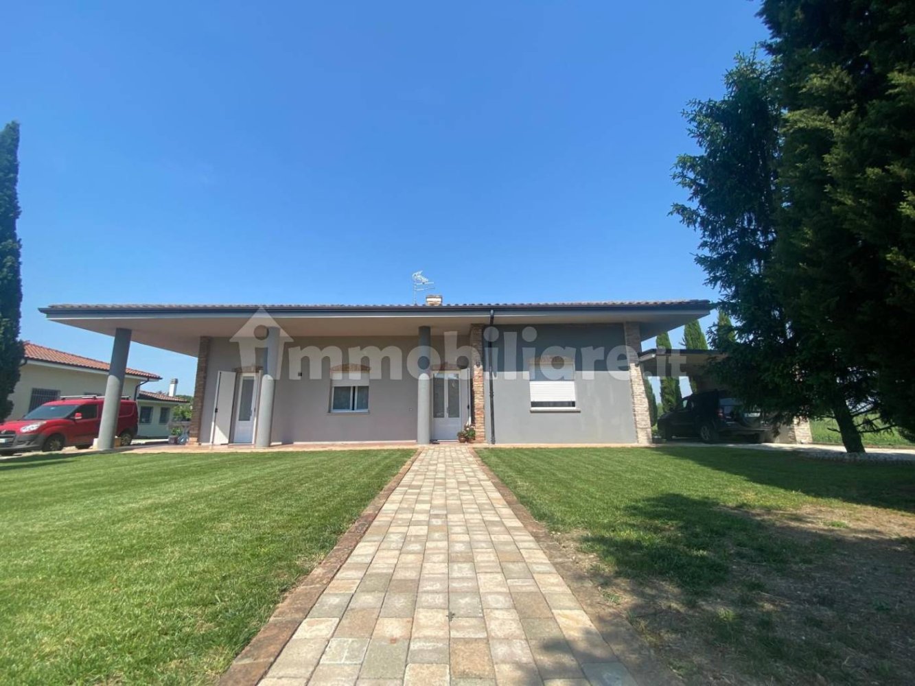 3 غرف نوم فيلا في Poggio Rusco, Italy رقم 69592