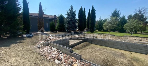 3 غرف نوم فيلا في Poggio Rusco, Italy رقم 69592 10